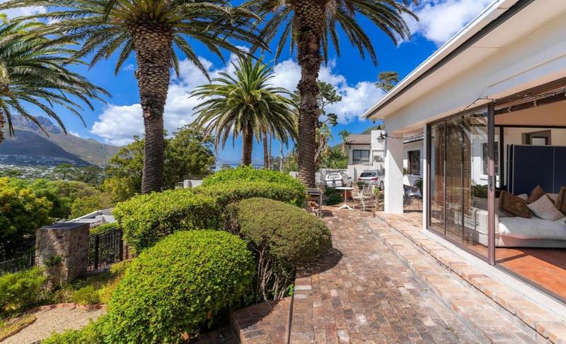 4 Bedroom Property for Sale in Hout Bay Western Cape